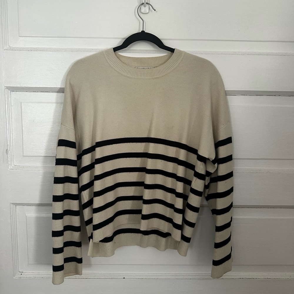 Abercrombie Cream and Black Striped Crewneck Sweater
